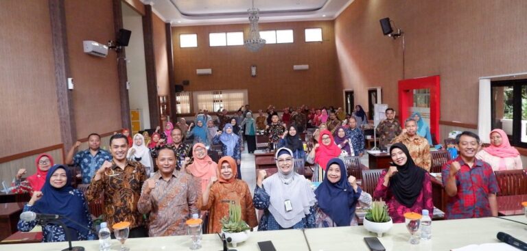 SMAN 8 Malang Sukses Gelar MPLS 2025